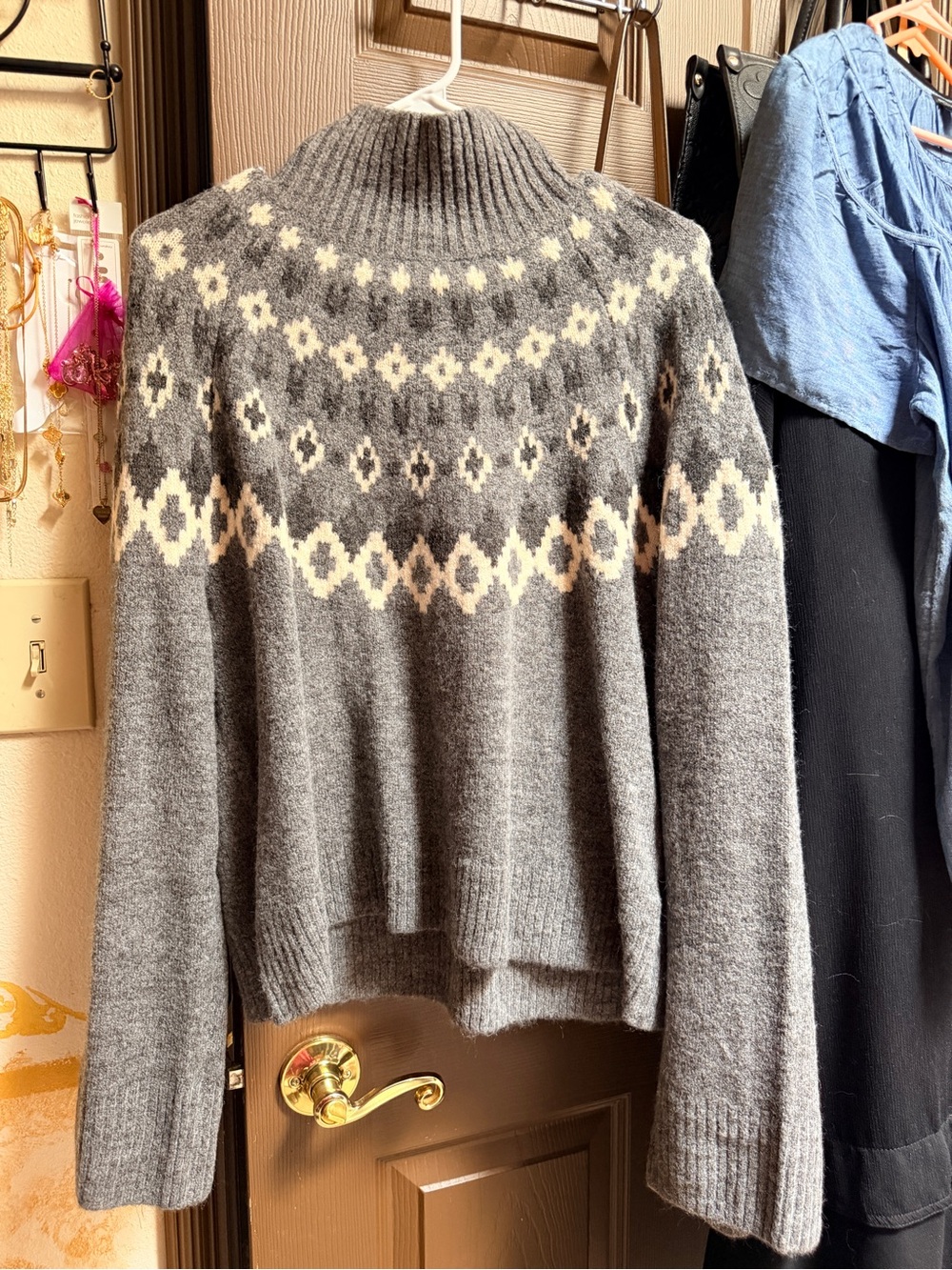 GAP Gray Fair Isle Ribbed Turtleneck Sweater